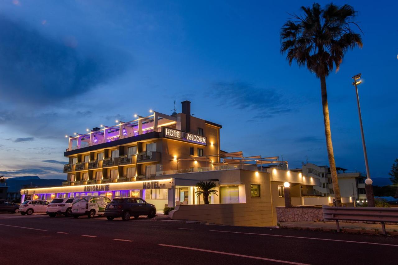 Hotel Ancora 폰테카냐노 외부 사진