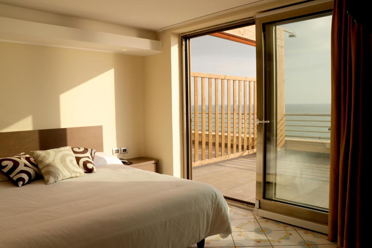 Hotel Ancora 폰테카냐노 외부 사진
