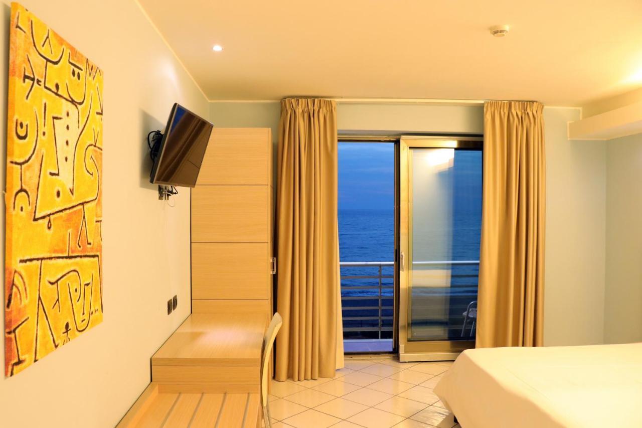 Hotel Ancora 폰테카냐노 외부 사진